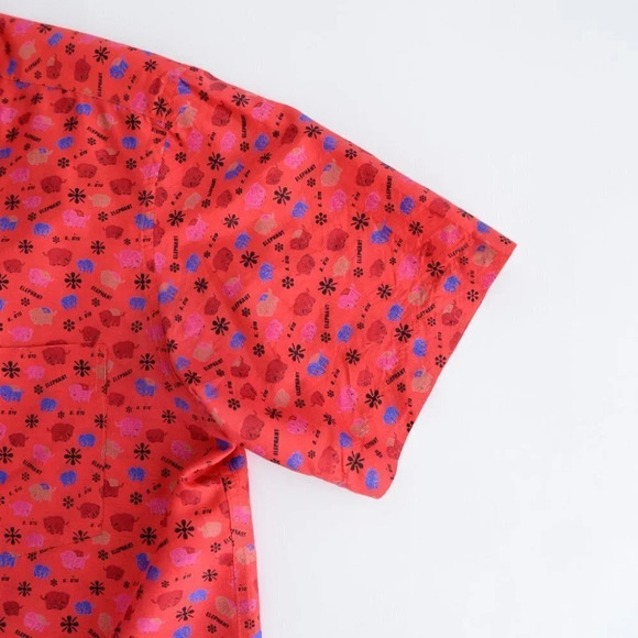 Vintage Tie Silk Red Silk Short Sleeve Button Blouse w Elephants Medium - Picture 6 of 13